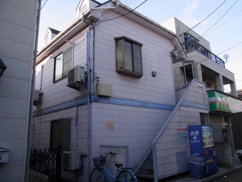 http://www.hanamaru-r.co.jp/%E5%A4%96%E5%A3%81%E5%A1%97%E8%A3%85%E3%80%80%E3%81%8A%E5%AE%A2%E6%A7%98%E3%81%AE%E5%A3%B0%E3%80%80%E7%BE%BD%E6%9D%91%E5%B8%82F%E6%A7%98%E3%82%A2%E3%83%91%E3%83%BC%E3%83%88%E3%80%80%E5%A4%96%E8%A6%B3%E3%83%93%E3%83%95%E3%82%A9%E3%83%BC%20201401.jpg