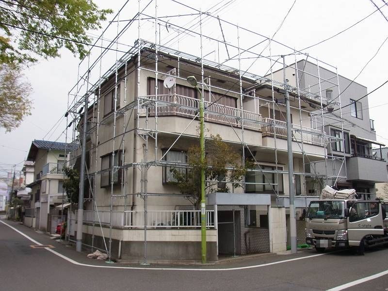 http://www.hanamaru-r.jp/%E5%A4%96%E5%A3%81%E5%A1%97%E8%A3%85%E8%B6%B3%E5%A0%B4%E7%B5%84%E3%81%BFR0012291-s.JPG