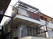 雨漏りで外壁が膨らんでしまった・・・！？