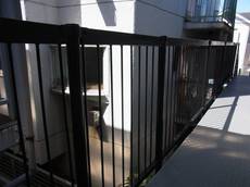 20130408鉄部塗装T様邸廊下アフターR1236085-s.JPG