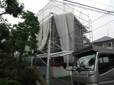 20130527外壁塗装P邸足場組み017-s.JPG