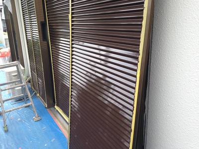 20141002外壁塗装N・M様邸雨戸塗装024424305_iOS-s.jpg