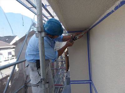 20141205外壁塗装T様邸シール打ちPC051324_R-s.JPG